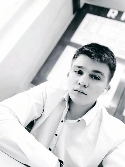  ,   Daniil, 21 ,   ,   , c , 