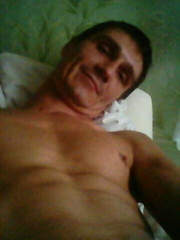  ,   Vlad, 43 ,   