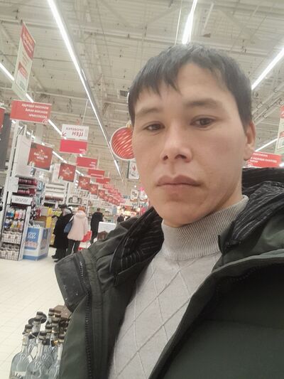  ,   Marat, 33 ,   ,   
