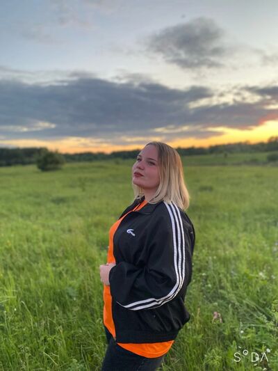   ,   Valeriya, 21 ,   