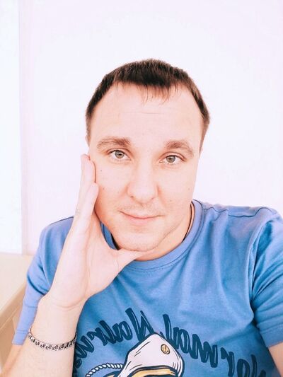  ,   Dmitry, 32 ,   
