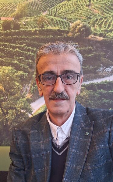  ,   Ali, 66 ,   ,   
