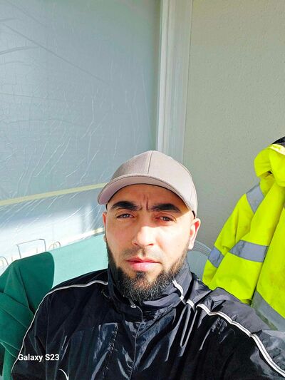  ,   Zaki, 35 ,   ,   