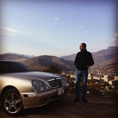  ,   Narek, 35 ,   ,   , c 