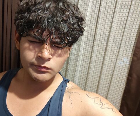  ,   Erik, 20 ,   ,   