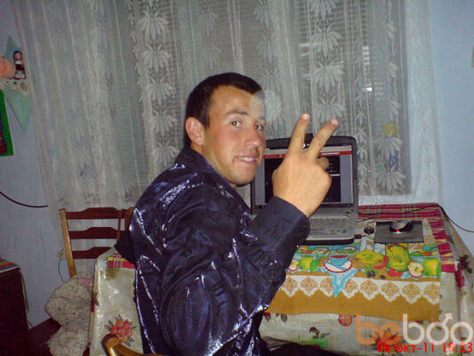 ,   Grisa, 32 ,   ,   , c 