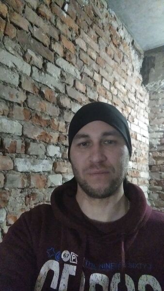  -,   , 44 ,   