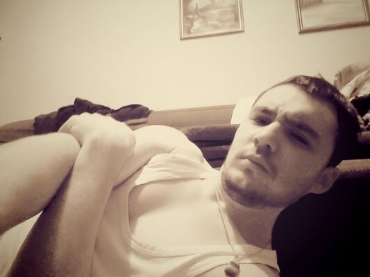 ,   Amigo, 33 ,   