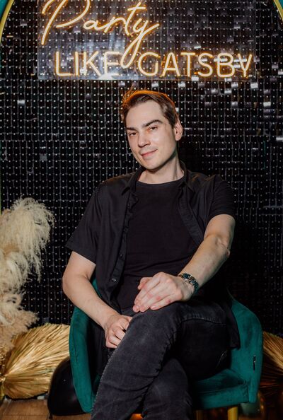  ,   Oleg, 33 ,   ,   , c 