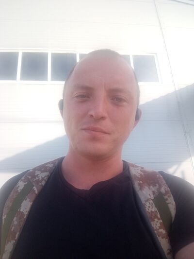  ,   Ilya, 33 ,   ,   , c , 