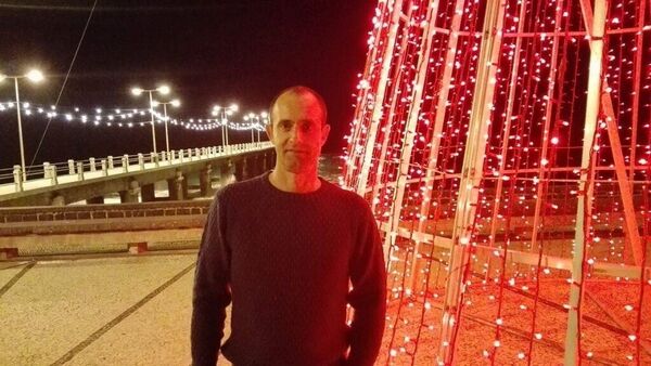  ,   Viorel, 48 ,   