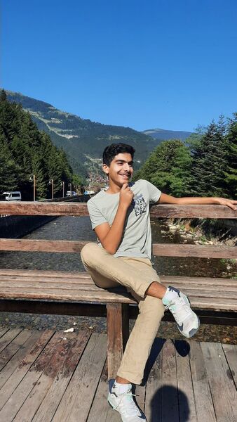  ,   Karam, 18 ,   ,   