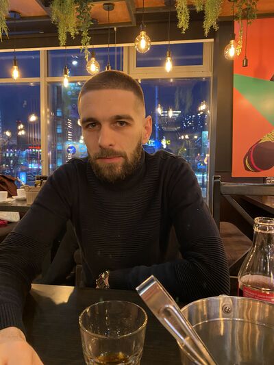  ,   Nikola, 33 ,   ,   
