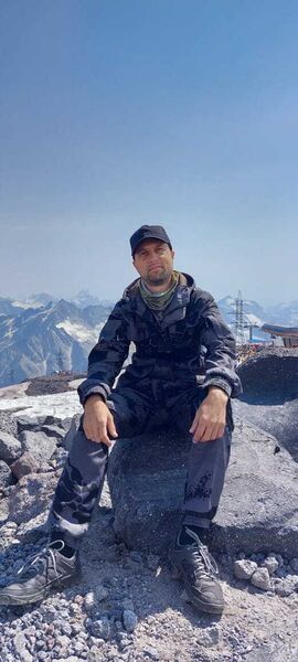  ,   Denis, 44 ,   ,   , c 
