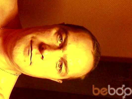  ,   Vlk, 52 ,   
