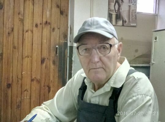  ,   Jackson, 32 ,  
