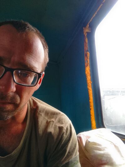  ,   Viktor, 36 ,   ,   