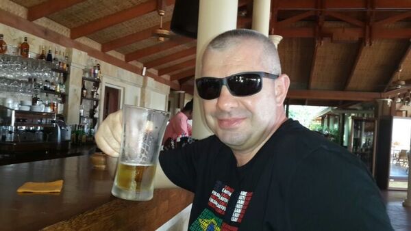  ,   Vadim, 58 ,   