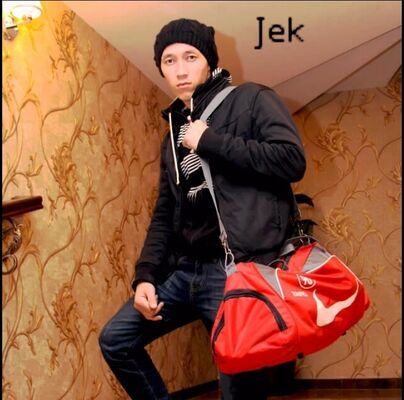  ,   Fara, 32 ,   ,   