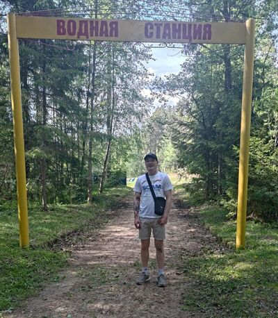  -,   Denis, 25 ,   ,   , c 