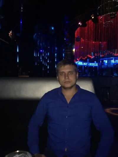  ,   Alexander, 33 ,   c 