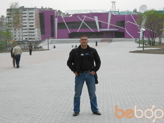  --,   Viktor, 40 ,  