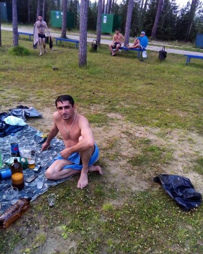 ,   Aro, 49 ,     