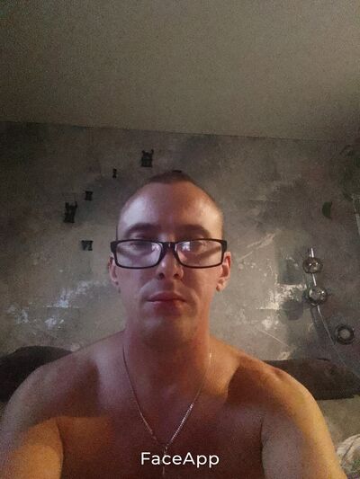  ,   Viktor, 49 ,   , 