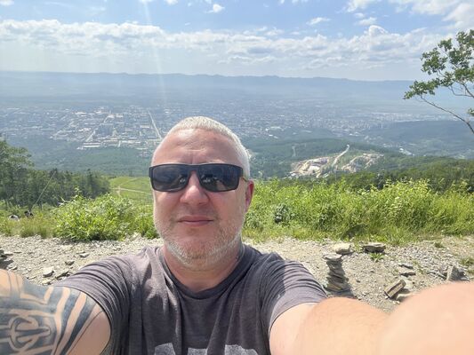  ,   Aleksei, 45 ,   c 