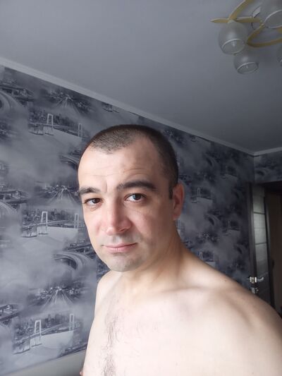  ,   Igor, 38 ,   ,   