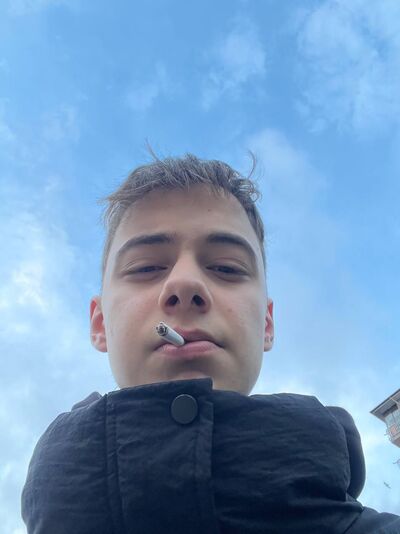  ,   Llutfu, 19 ,   ,   