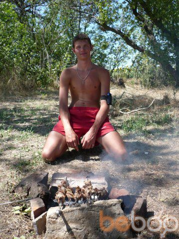  ,   Maxim, 37 ,   ,   , c 