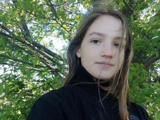  ,   Kristina, 18 ,   ,   