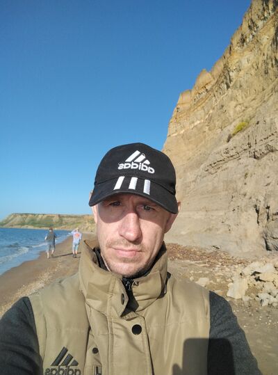  ,   , 37 ,   c , 