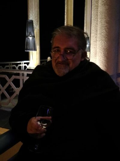  ,   Nika, 61 ,   ,   , c 