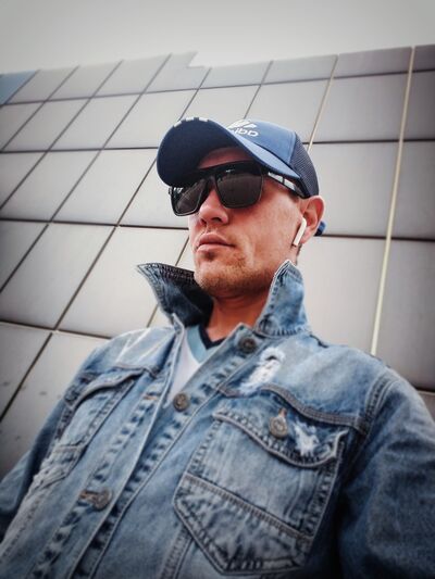  ,   Andrew, 35 ,   ,   , 
