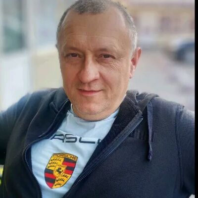  -,   Max, 55 ,     , c 