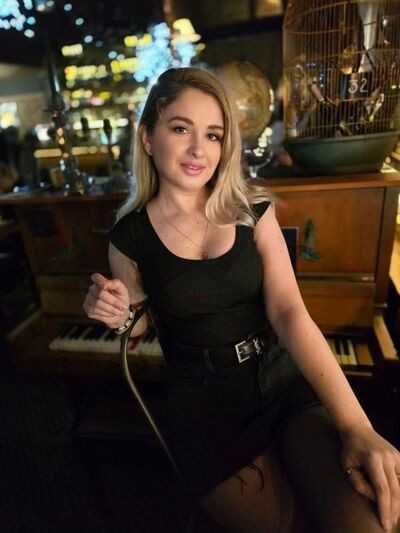  ,   Nina, 34 ,   c 