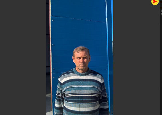  ,   Leoni, 53 ,     , c 