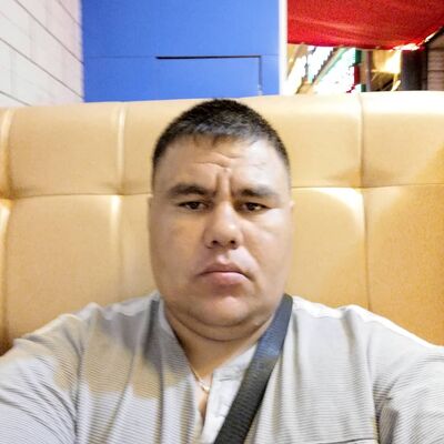  ,   Petr, 39 ,   