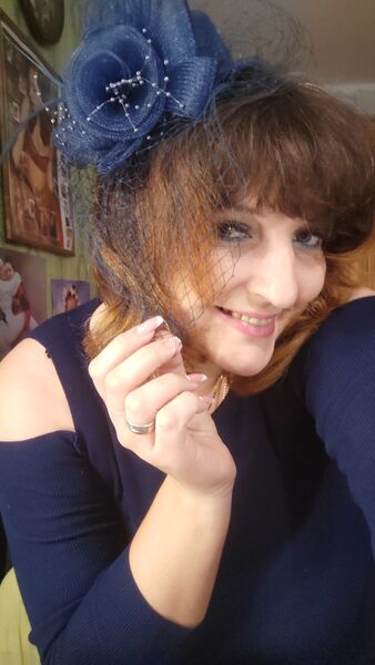  ,   Roxie, 35 ,   ,   , c , 