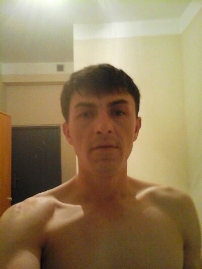  ,   David, 40 ,     , c 