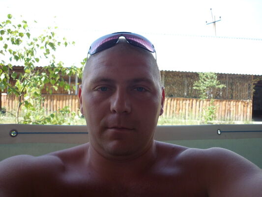 ,   Jeka, 43 ,   ,   , c 