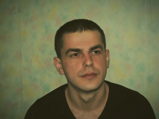  ,   Denis, 32 ,   ,   