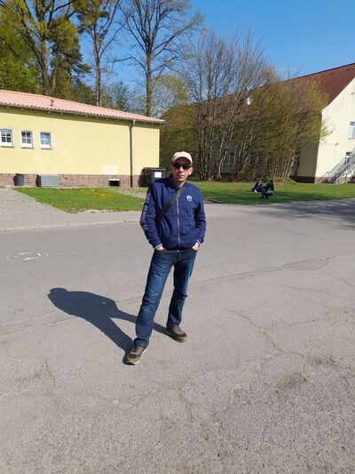  ,   Anzor, 44 ,   ,   