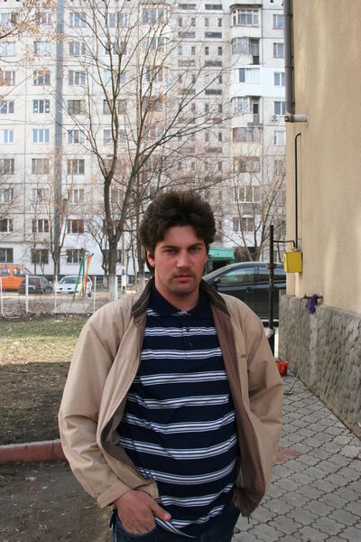  ,   Anton, 40 ,   ,   , c 