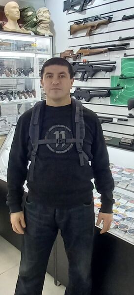  ,   Jon, 46 ,   ,   