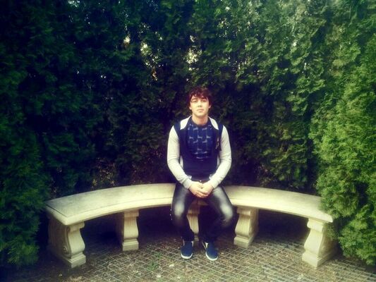  ,   Alixan, 27 ,   ,   , c 