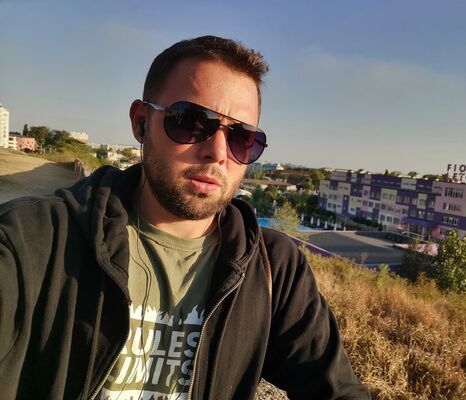  ,   Misha, 36 ,   ,   