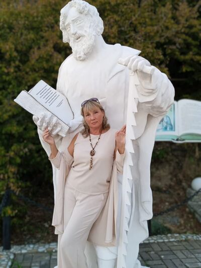  ,   Irina, 56 ,   c 